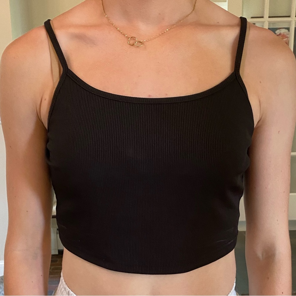 Black Cropped Tank